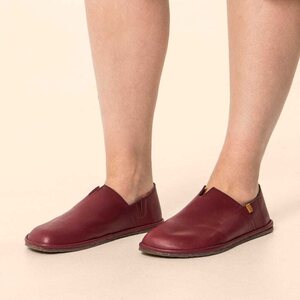 El Naturalista Moccasins