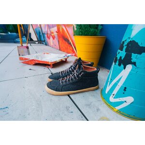 Mukishoes PAX