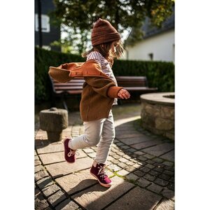 Tikki Beetle children's winter shoes used