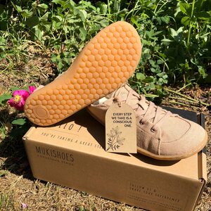 Mukishoes Gaia